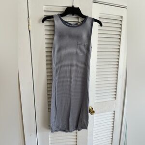 Crèmieux body con dress. Size M